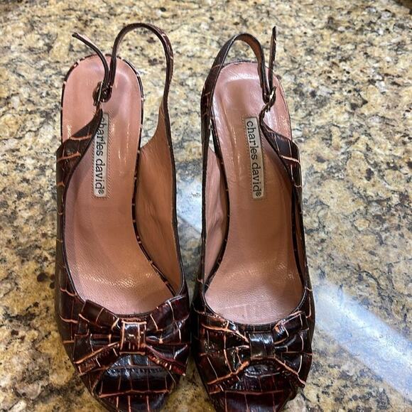 Shoes Heels Charles David brown croc pattern size 8 4” heel strap heel. - Picture 2 of 6